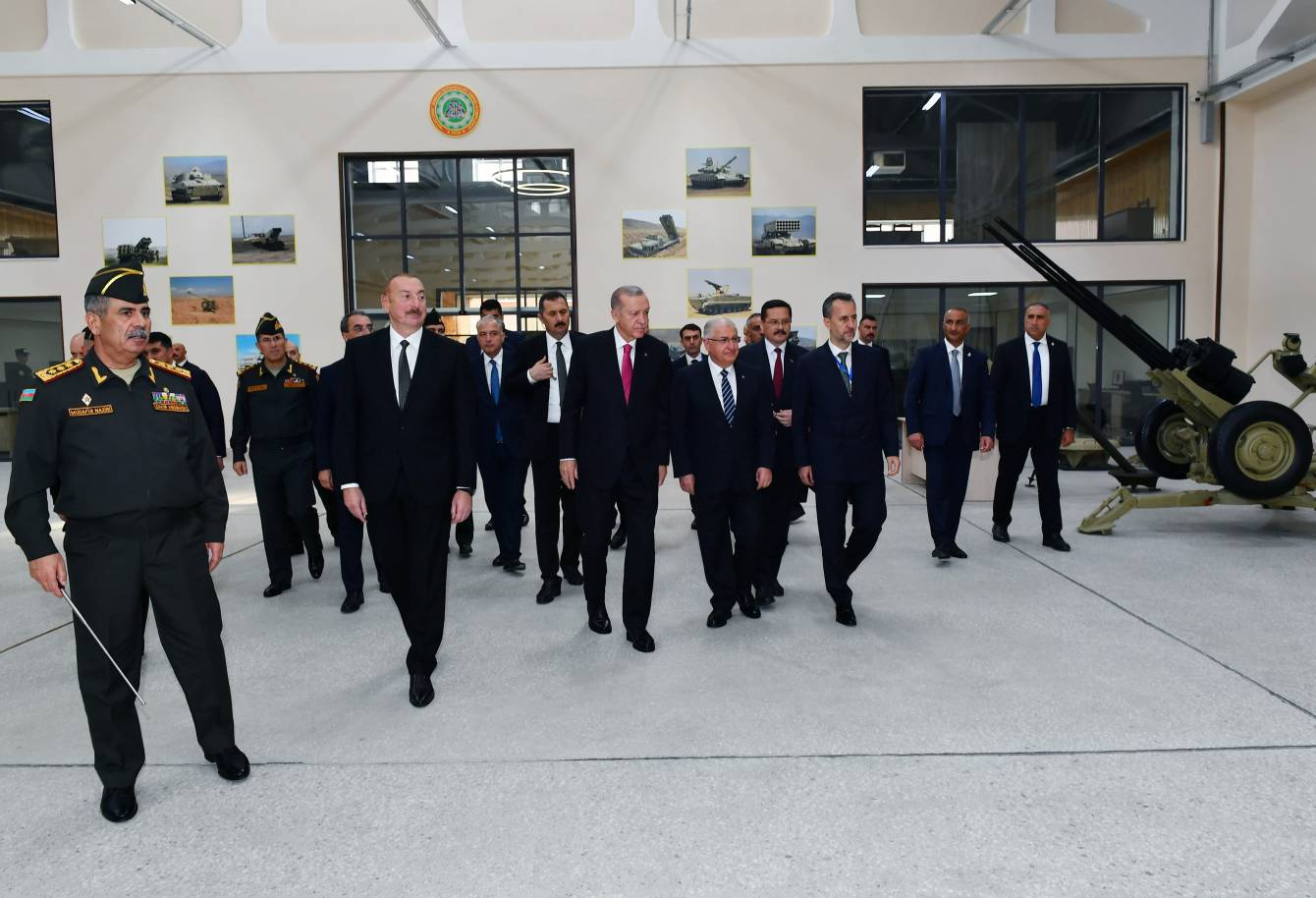 1695651504_55646cc0849d96a832684193fdeb60bb