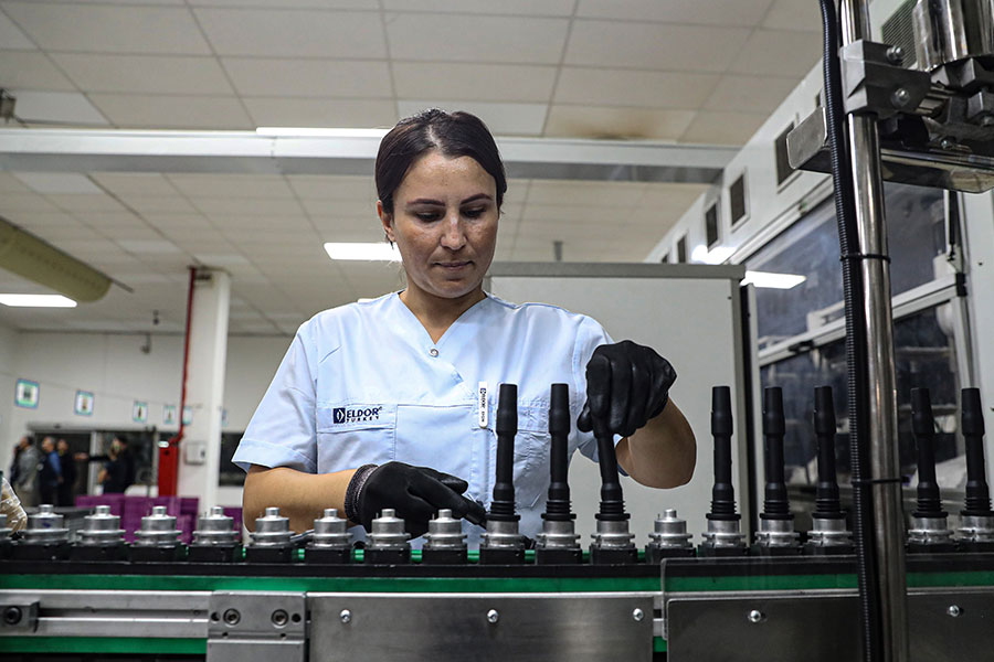 DÜNYANIN EN BÜYÜK ATEŞLEME BOBİNİ FABRİKASI TÜRKİYE’DE