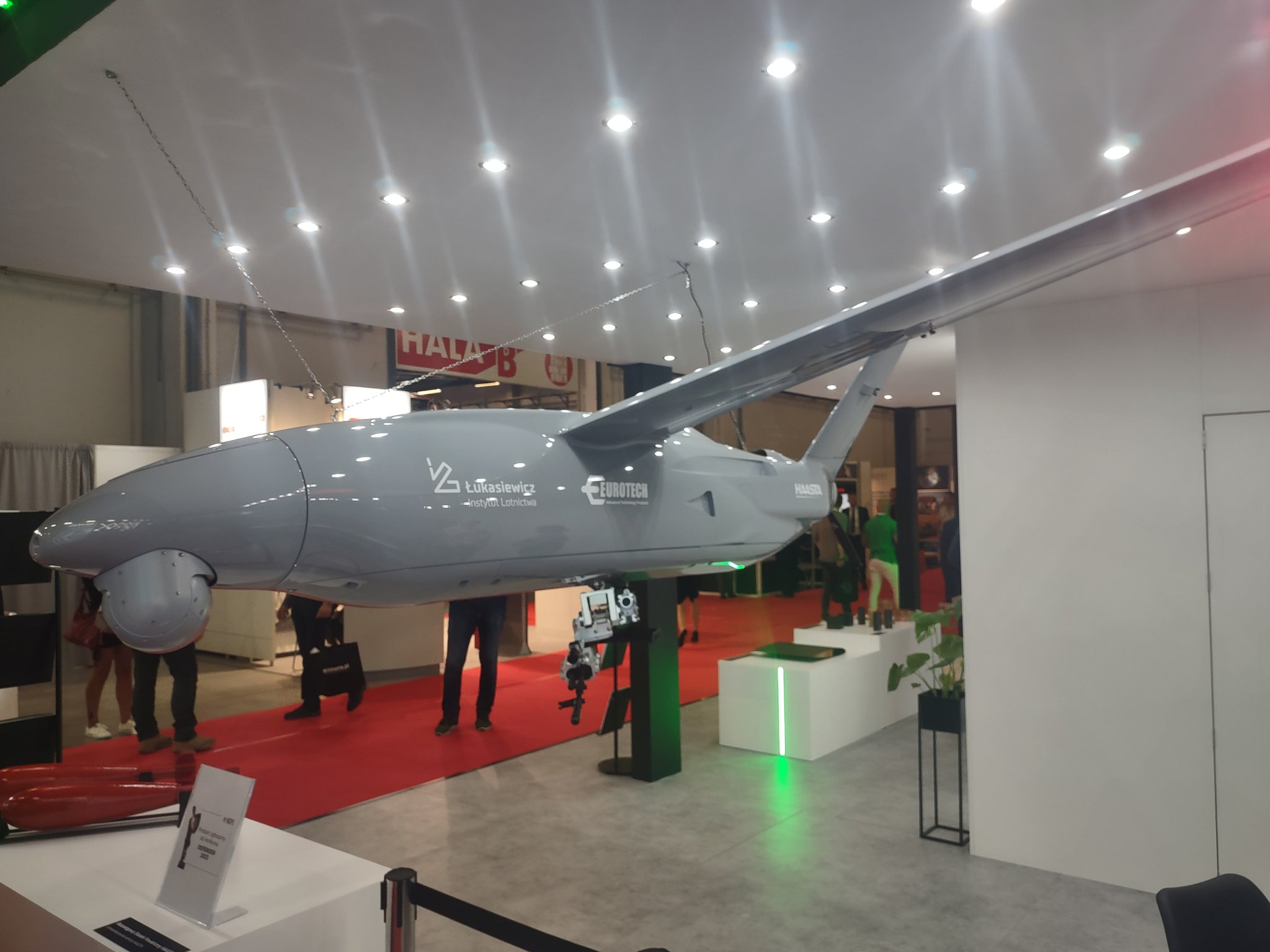 f5qd6xaw8aaxvzq F5QD6xAW8AAxVZQ