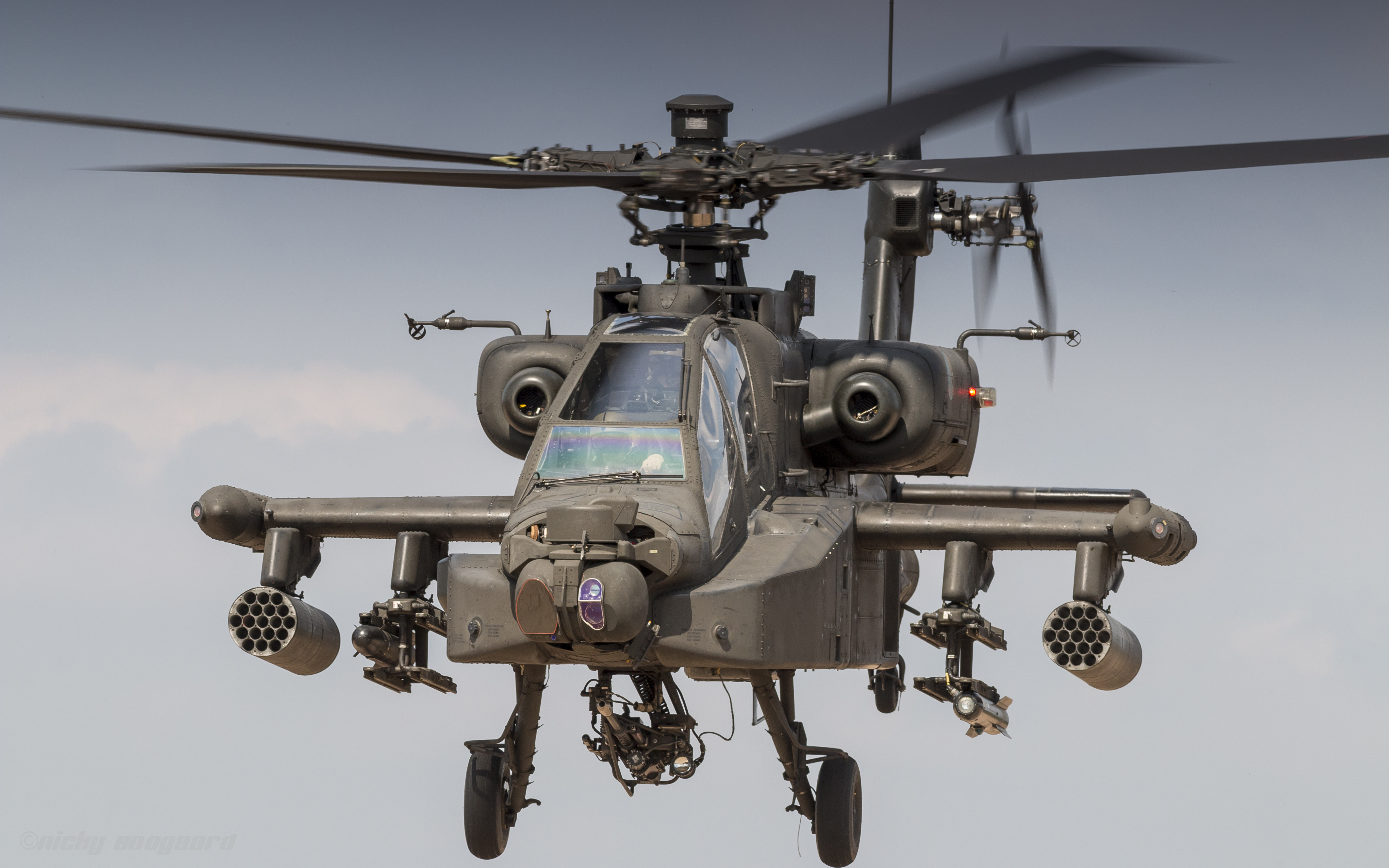RNLAF_AH-64_Apache_at_the_Oirschotse_Heide_Low_Flying_Area_(36570605232)