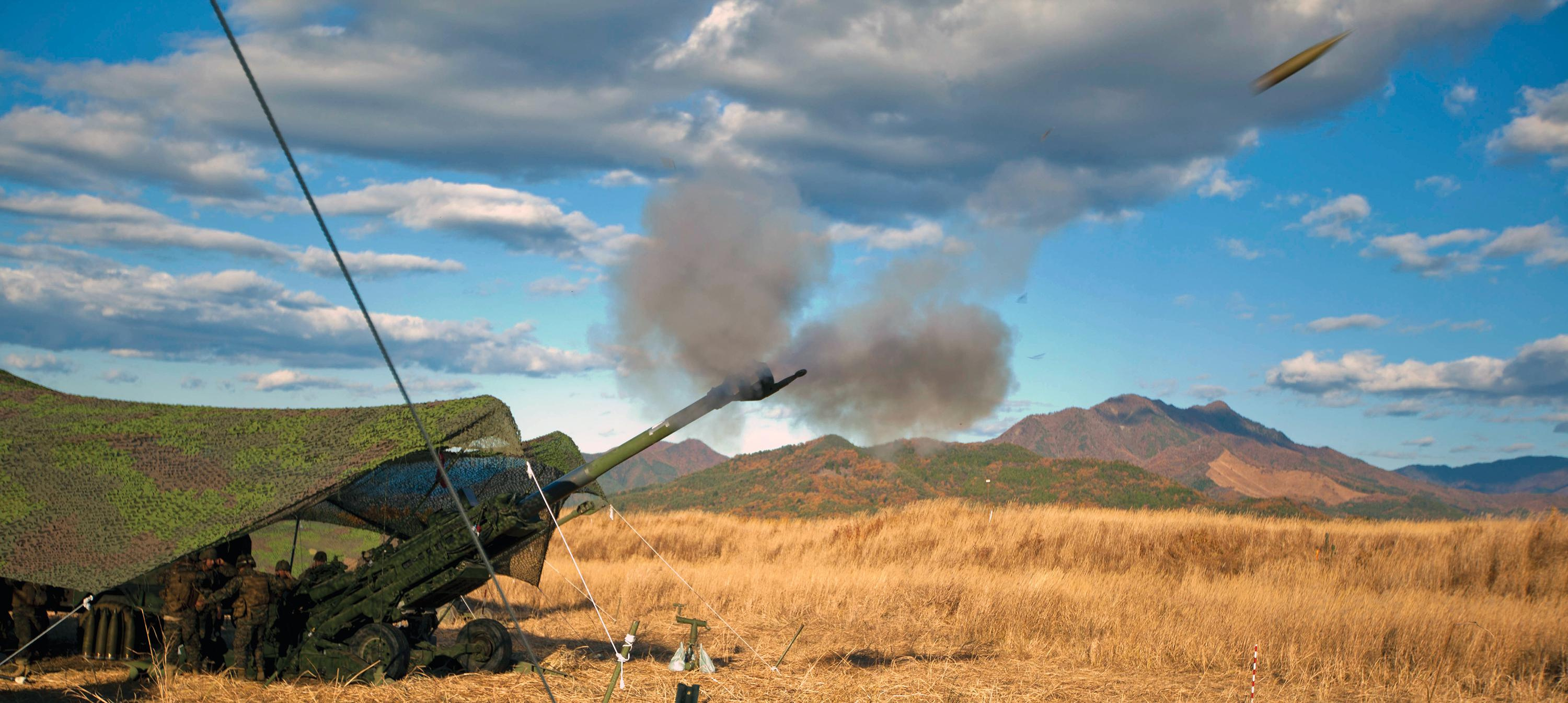 United_States_Marine_Corps_M777A2-155mm-howitzer