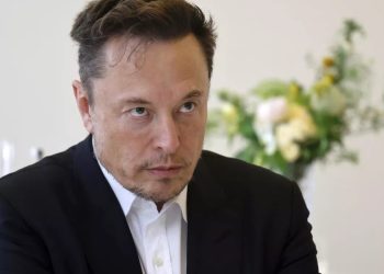 Elon Musk: ABD, Ukrayna’nın gençliğini feda ediyor