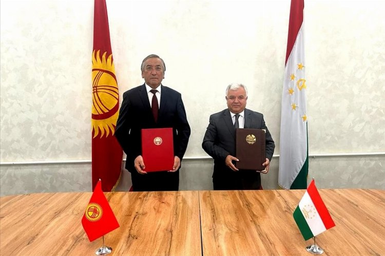 Kırgız-Tacik sınır komisyonu eşbaşkanları