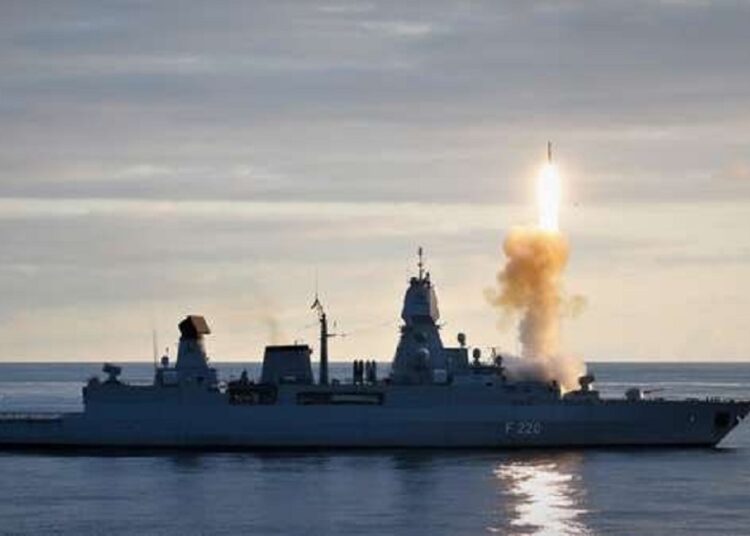 Alman Deniz Kuvvetleri Sachsen sınıfı fırkateyn