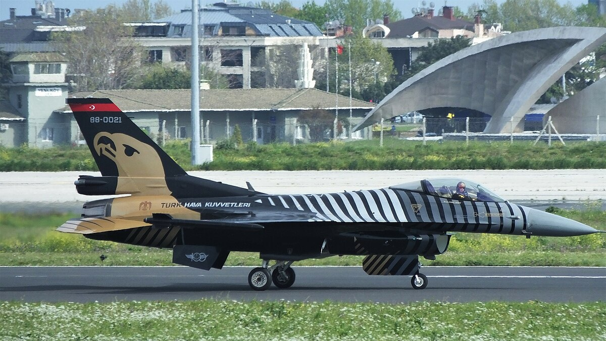 solotürk f16