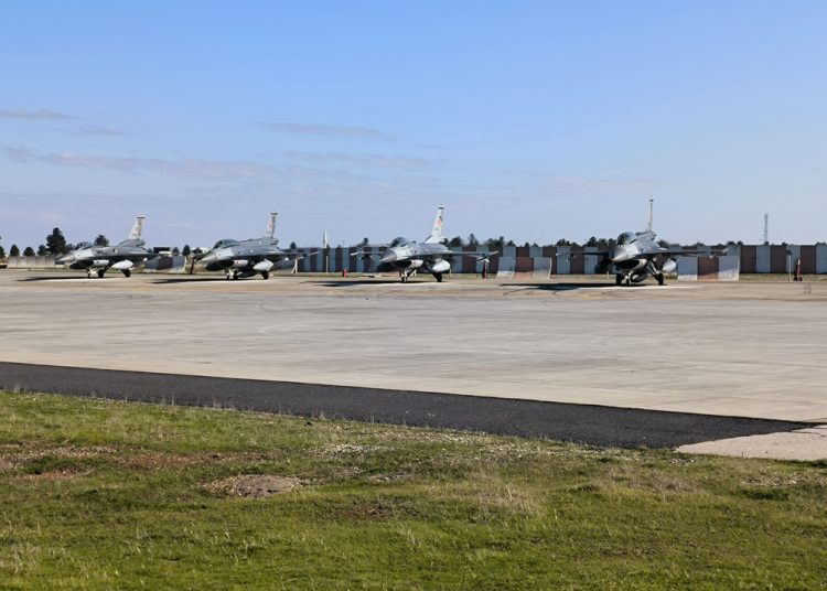 MSB'den F-16 Blok 70 tedarikinde şart iddialarına yanıt