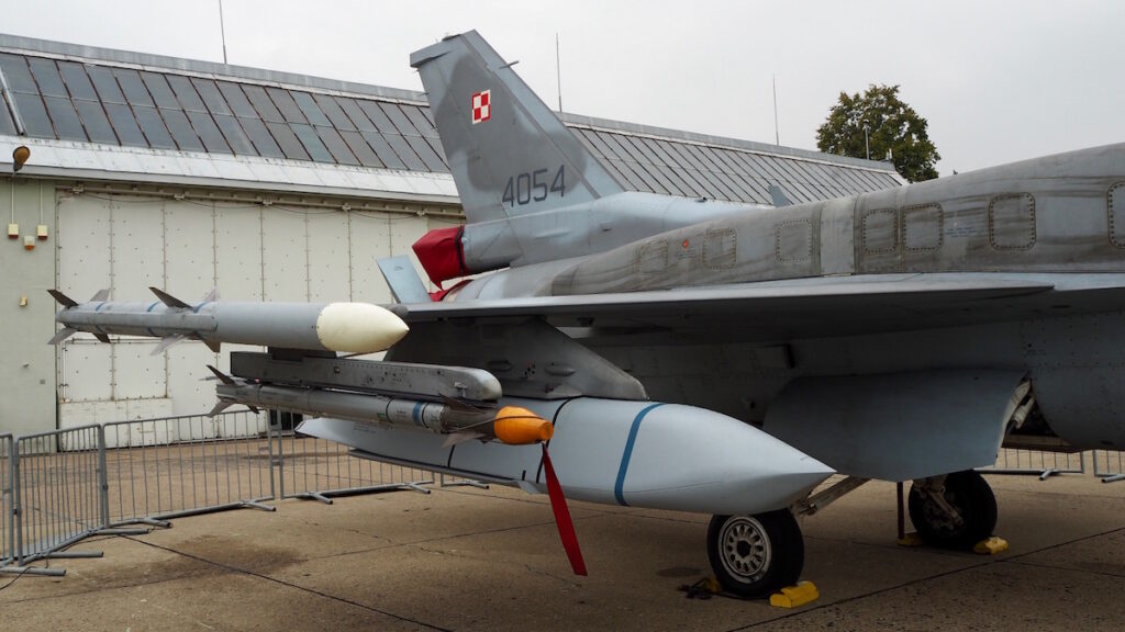 Polonya Hava Kuvvetleri AIM-9X, AIM-120, JASSM-ER 