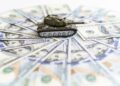 Küresel askeri harcamalar 2,4 trilyon dolara ulaştı
