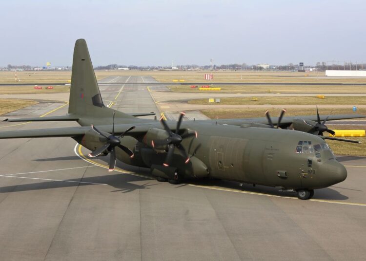 Türkiye, İngiltere'den 12 adet C-130J Nakliye Uçağı satın alıyor